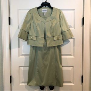 David’s Bridal Dress Suit